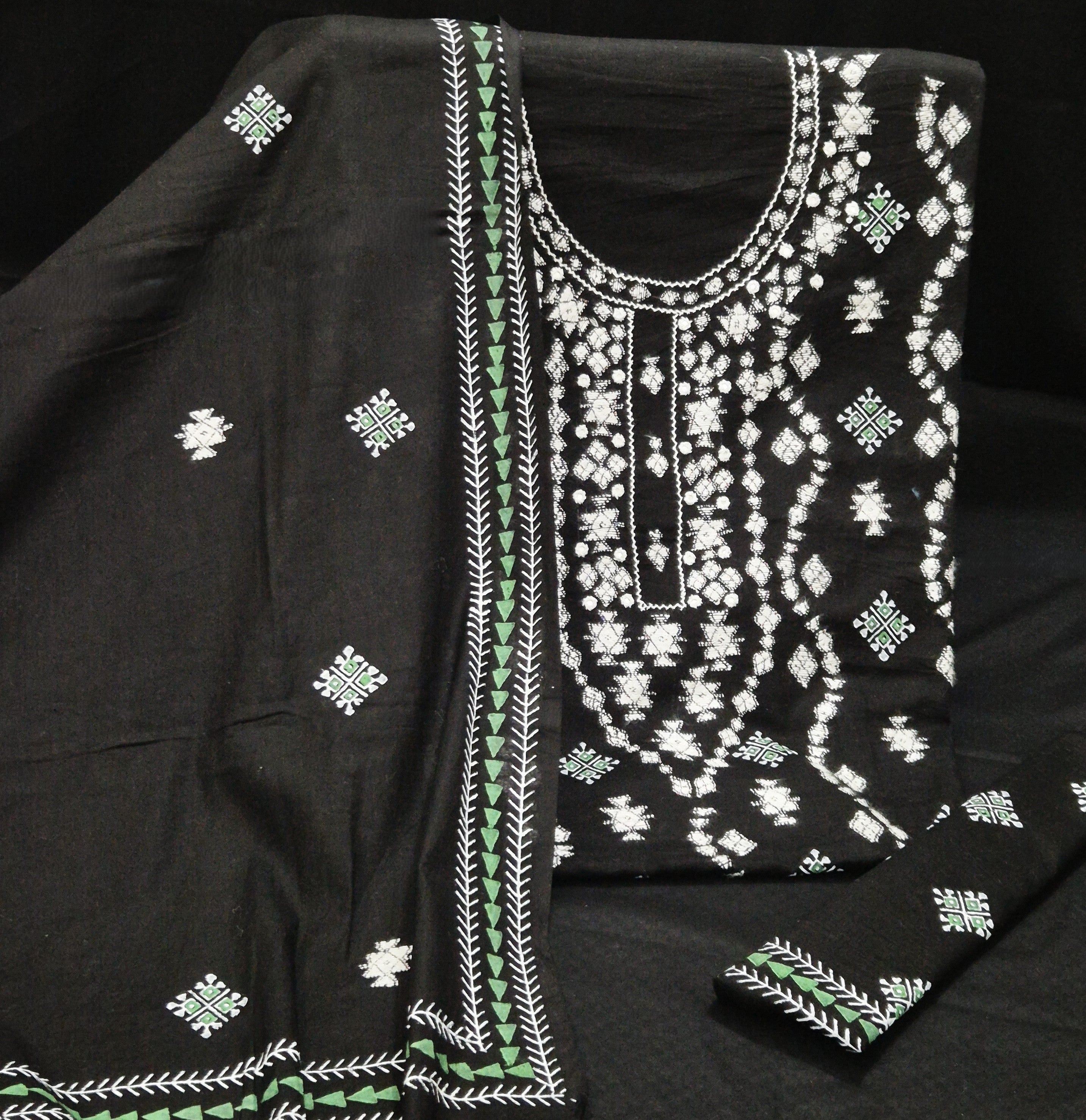 Unstitched Lawn | 3-Piece