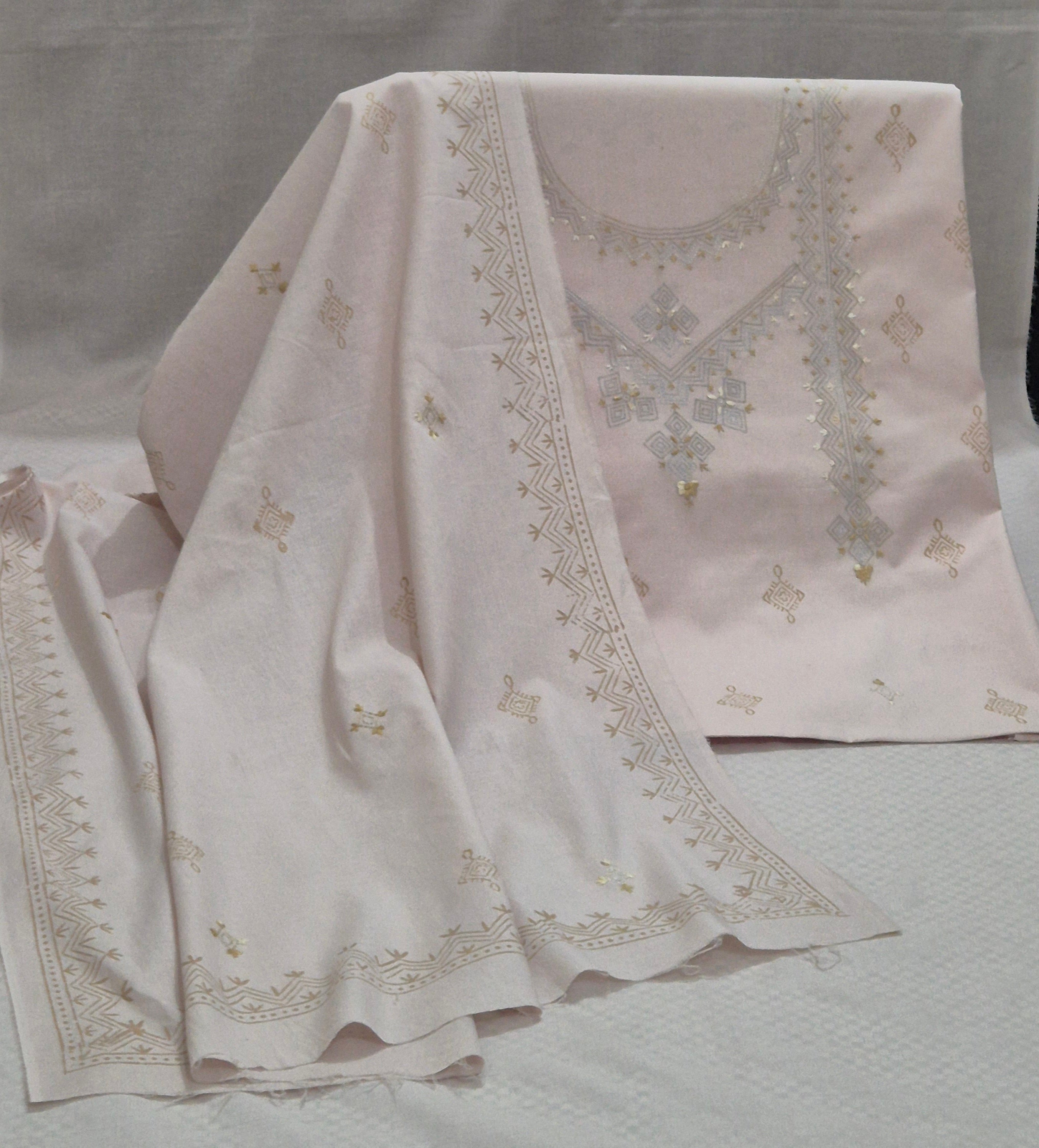 Unstitched Lawn | 3-Piece