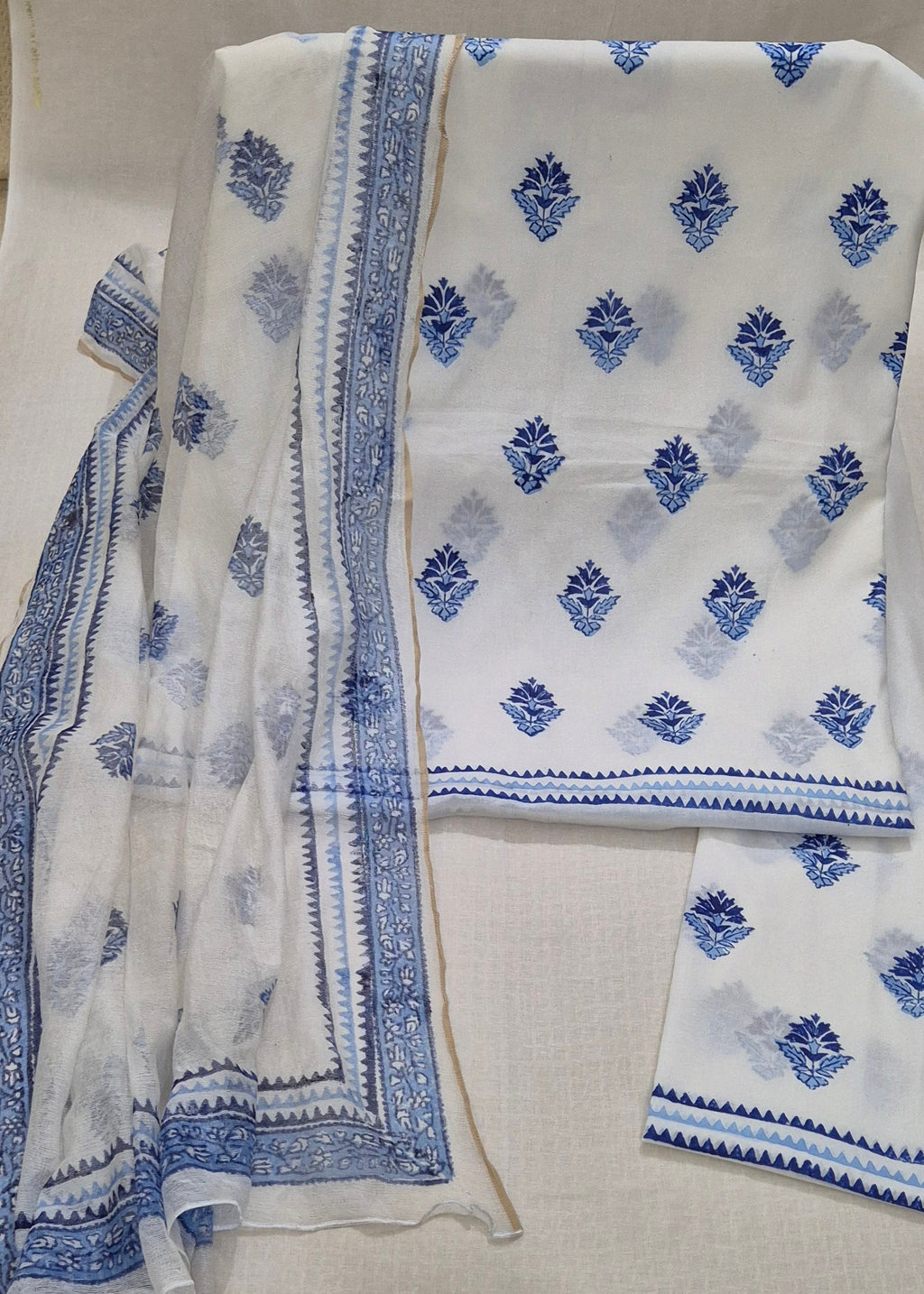 Unstitched | 3-Piece