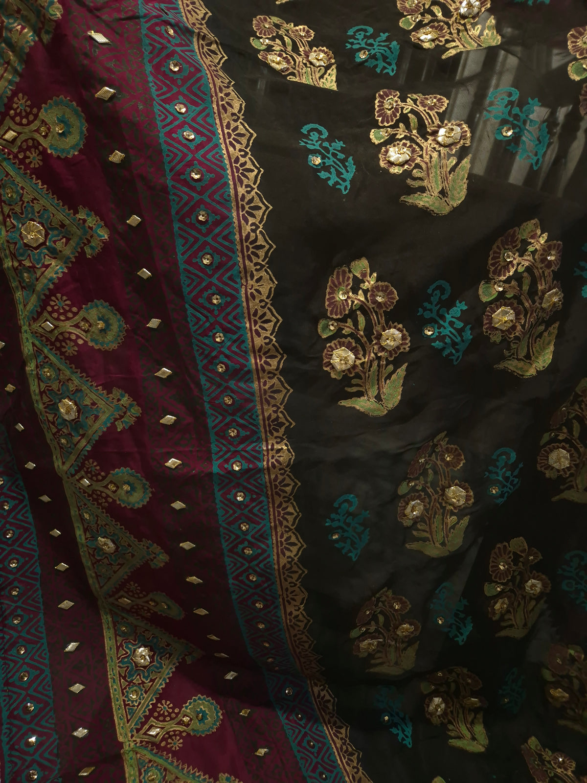 Separate | Handcrafted Dupatta