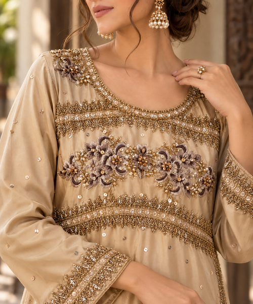 RTW | Handcrafted Festive Ensemble
