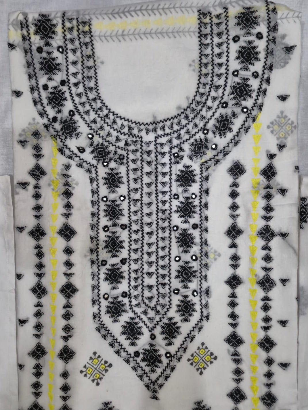 Unstitched Lawn | 3-Piece